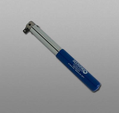 Seekonk NC-100-T25 1/4" Dr. Preset Click Type Torque Wrench 2-100 in. lbs.